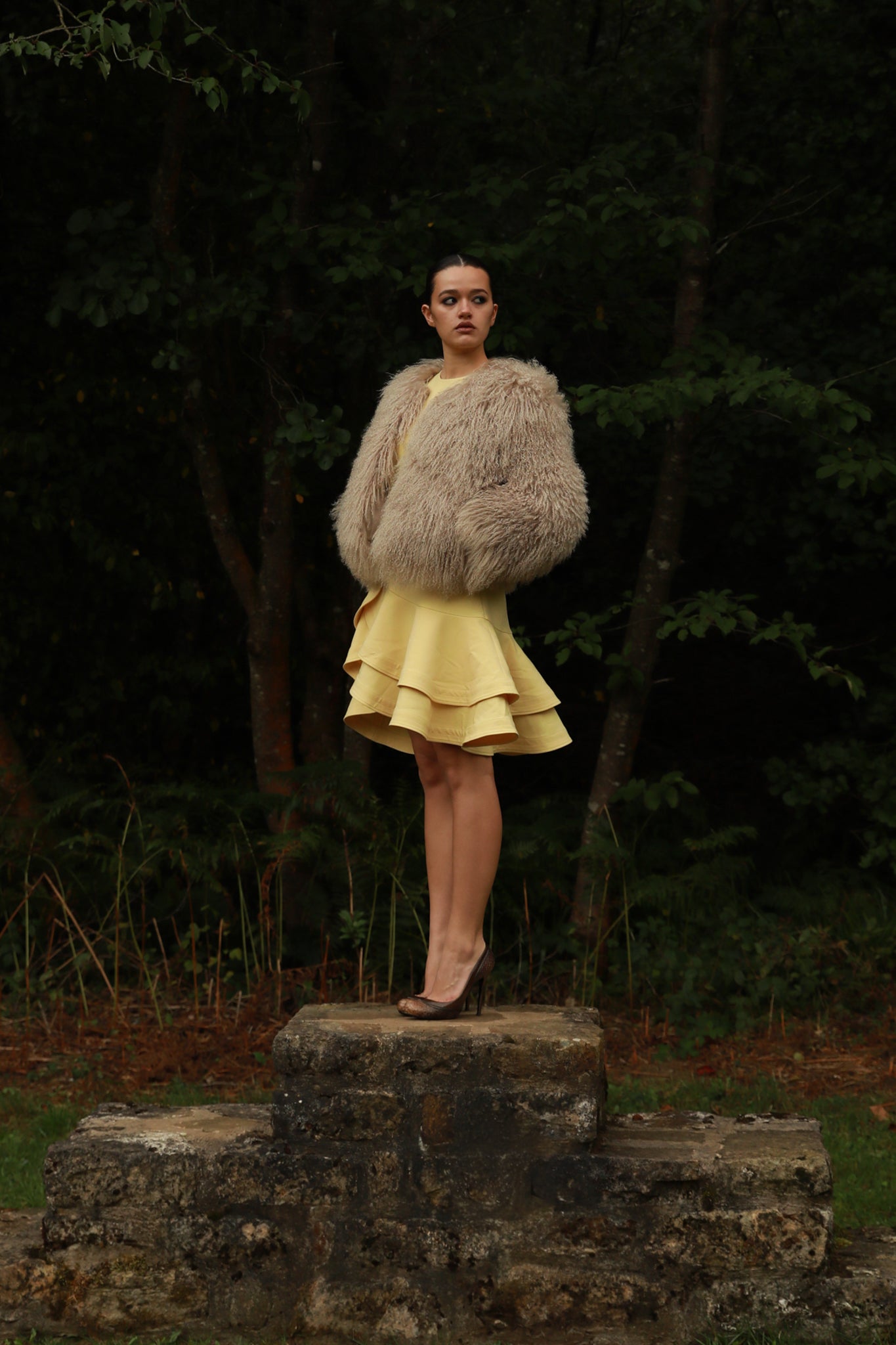 Julianne in Beige