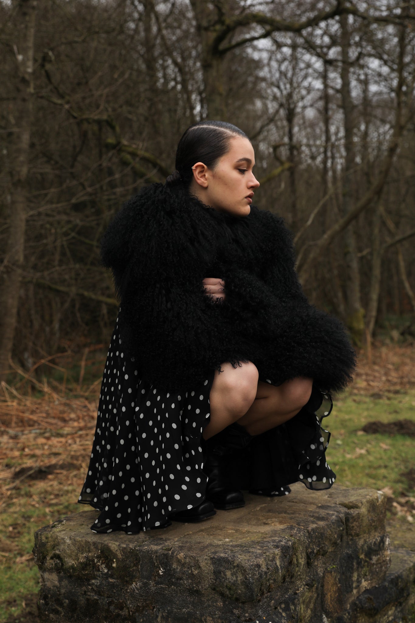  Mongolian shearling sleeves fastening around the neck — The Rosa